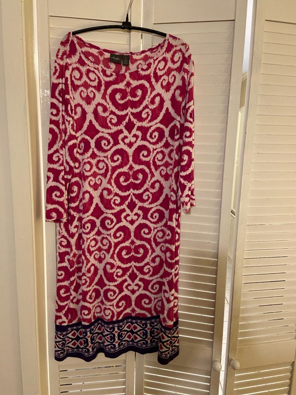 Fuchsia Scroll-Print Midi Shift Dress with Decorative Hem